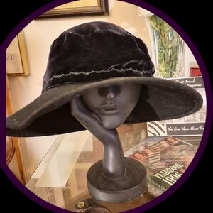 Savoie Faire 1950's Vintage 100% Wool Felt Hat w/Purple Velvet Crown USA Made